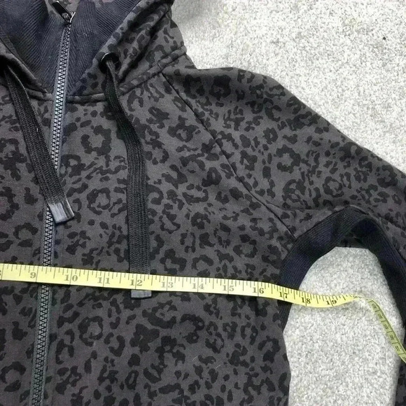 Athleta Hoodie Animal Print Full Zip Black and Brown Heavyweight Sz M DEFECTS - Picture 2 of 11